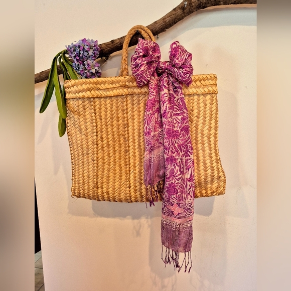 Purple Paisley Silk Lon Fringed Scarf Wrap - Picture 1 of 13